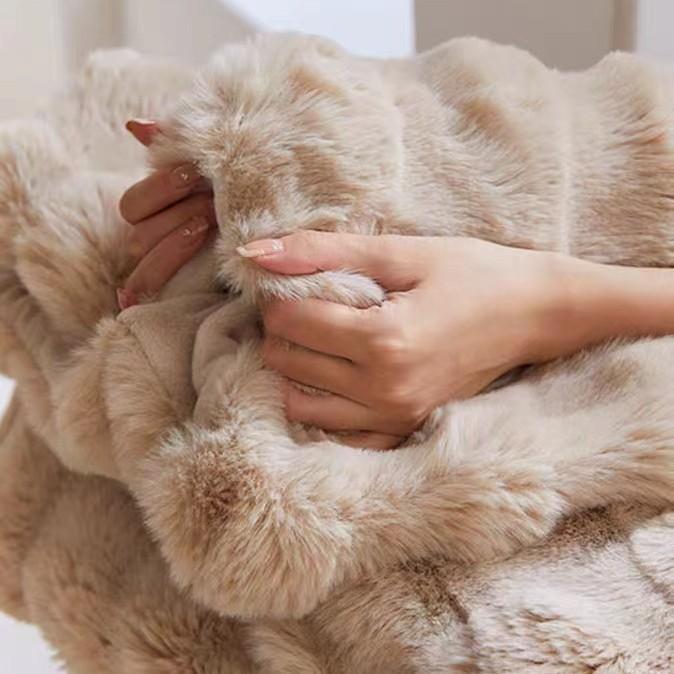 毛布 ブランケット 秋冬 柔らかい ウサギ毛風 膝掛け 肩掛け ひざかけ あったか 寝具 防寒 栗色