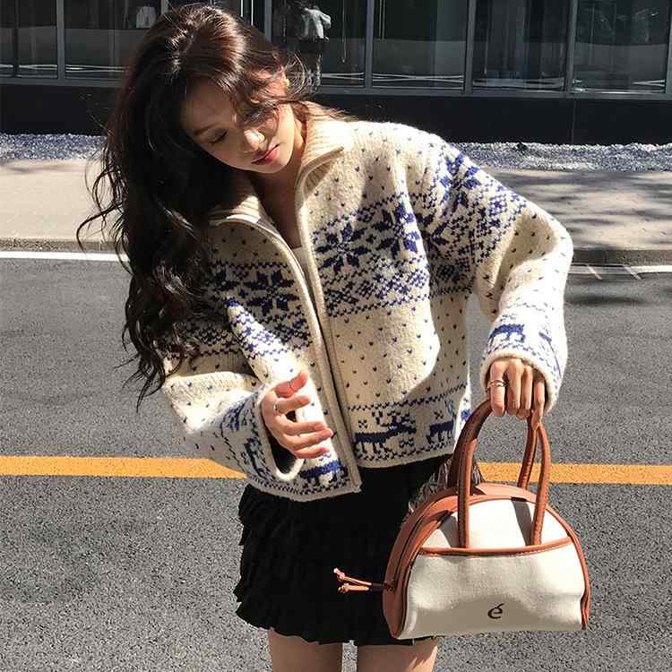 カーディガン レディース 雪柄 刺繍 ニット セーター ショート丈 立襟 ジップアップ 秋冬 ミルクティー..