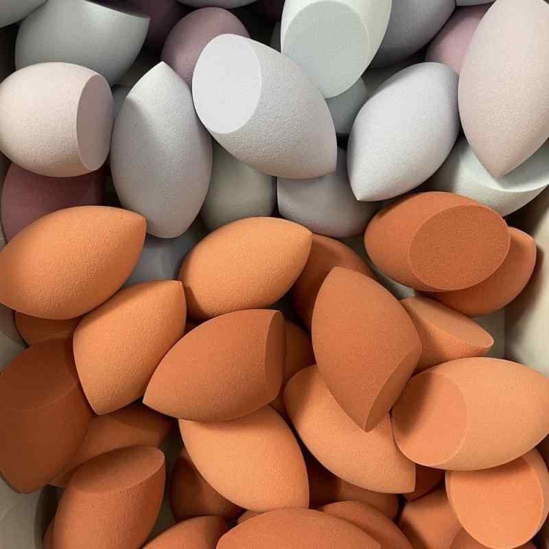 メイクアップ スポンジ パフ 美容 メイク 化粧 柔らかい 親水性 ファンデーション パウダー 8個セット 大紅色 グレー オレンジ 抹茶