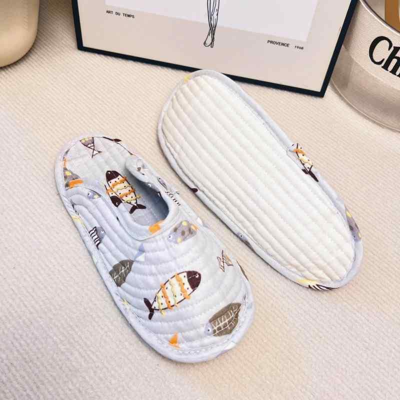 スリッパ メンズ ルームシューズ 布スリッパ 春夏 通気性 静音 滑り止め 室内履き かわいい 刺繍 パステルカラー