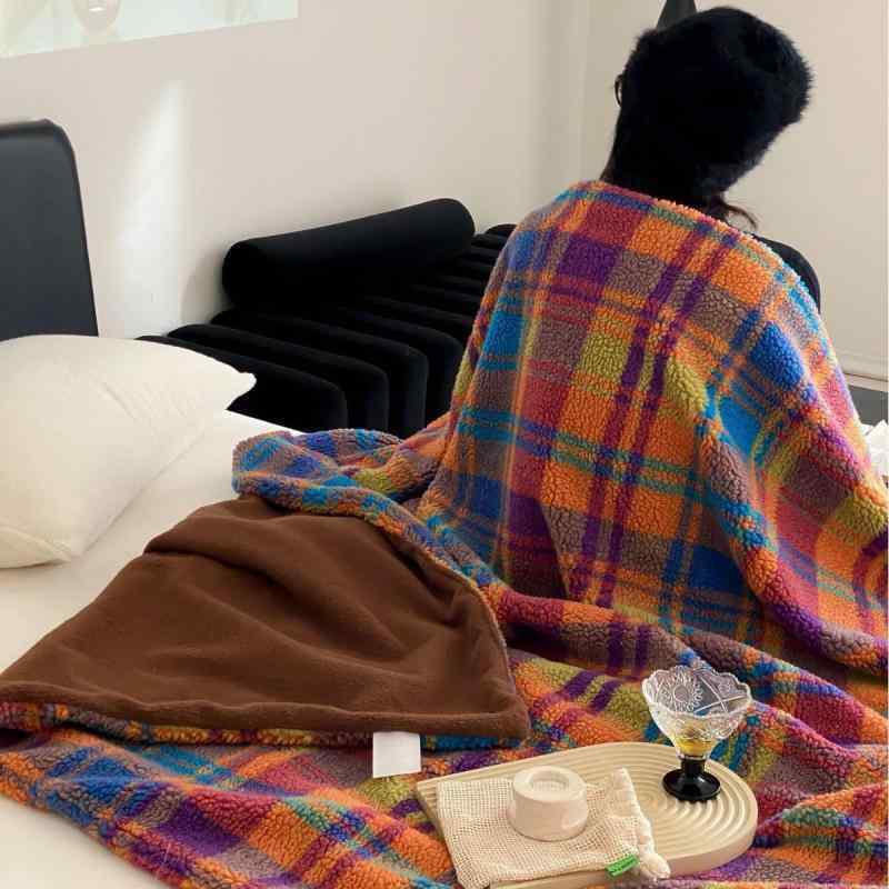 ブランケット ひざ掛け 毛布 両面 フリース ウール チェック柄 幾何学模様 レトロ あったか 昼寝 ソファ 車載 寝具 秋冬