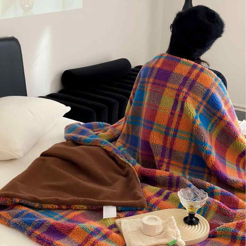 毛布 ブランケット ひざ掛け 肩掛け フリース 膝掛け 大判 両面 冬 幾何学模様 白 ホワイト 100*150cm 150*200cm