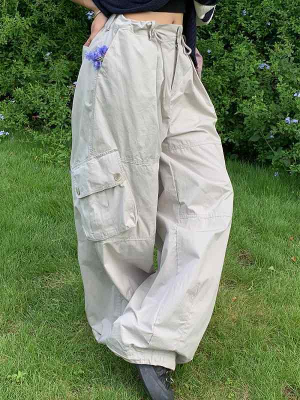 楽天トミーショップ 楽天市場店パンツ レディース アメリカンレトロ ワークパンツ ストリート 高見え 個性的 ドローストリング 調整可能 多数ポケット ハイウエスト ワイドレッグ ロングパンツ 綿 杏色