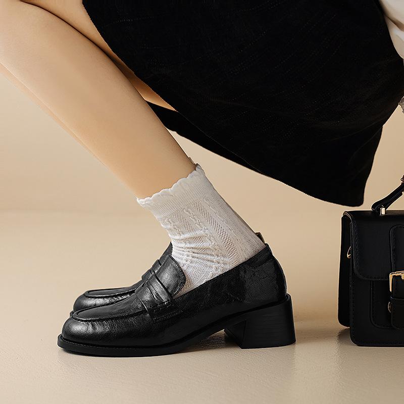 ローファー レディース 牛革 厚底 イングランド風 スリッポン ラウンドトゥ カジュアル 婦人靴 黒色 茶色 深い茶色 秋冬