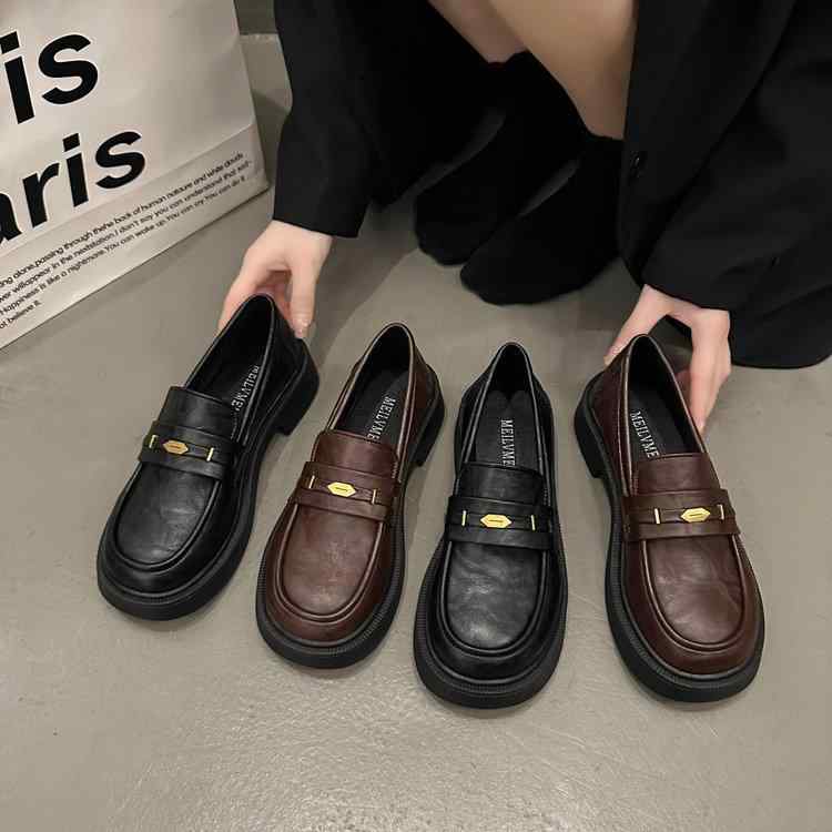 ローファー レディース ラウンドトゥ スリッポン ローヒール チャンキーヒール 合皮 漆皮 エナメル調 ブラック ブラウン 通勤 普段使い 春夏 秋冬