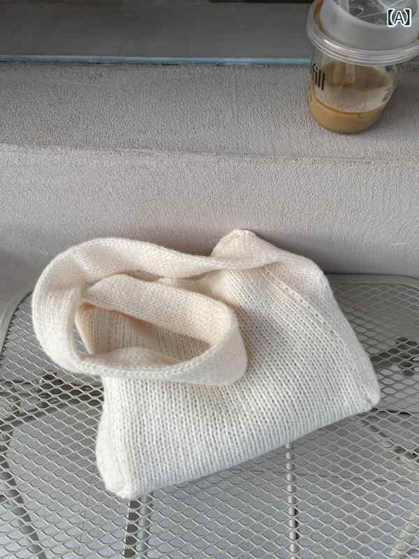 ニット レディース 秋冬 海馬毛 羊毛混紡 無地 韓国風 小さめ ニットバッグ ニット鞄 ふわふわ エレガ..