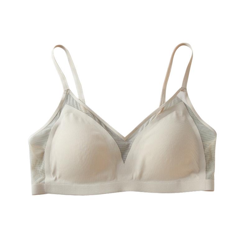 ブラジャー レディース 真丝 シルク トライアングルカップ 薄型 通気性 ノンワイヤー 快適 インナー 肌..