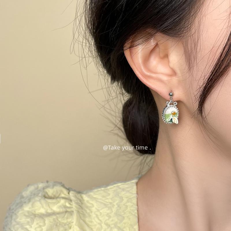 イヤリング レディース 森ガール 花 ドロップオイル 幾何学 接触冷感 エレガント 清楚 上品 アクセサリー