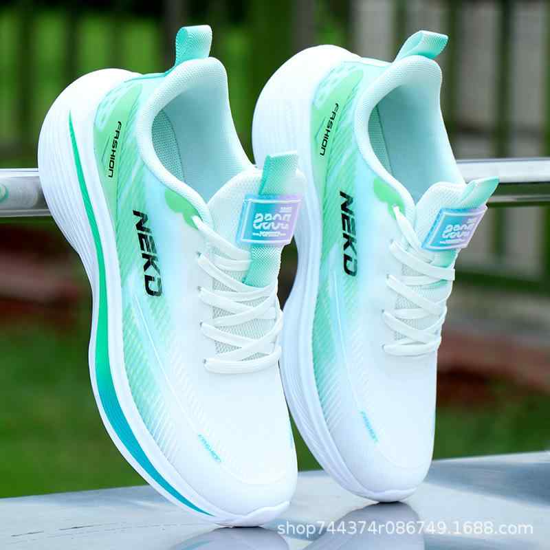 スニーカー メンズ ランニングシューズ スポーツシューズ 運動靴 通気性 メッシュ 軽い 疲れない 履きやすい 滑り止め ウォーキング ジョギング 春夏 秋 白 緑 黒 青