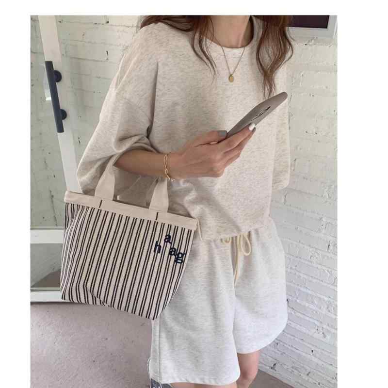 トップス レディース 半袖 Tシャツ & ショートパンツ 上下 2点 セットアップ 綿混紡 無地 カジュアル 部屋着 ルームウェア 韓国 ファッション ブラック...