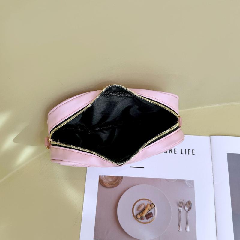 ショルダーバッグ レディース ハート 刺繍 かわいい ミニ ポシェット 斜めがけ バッグ 鞄 スマホポーチ 小物入れ フェイクレザー 白 黒 ピンク グリーン ブラウン