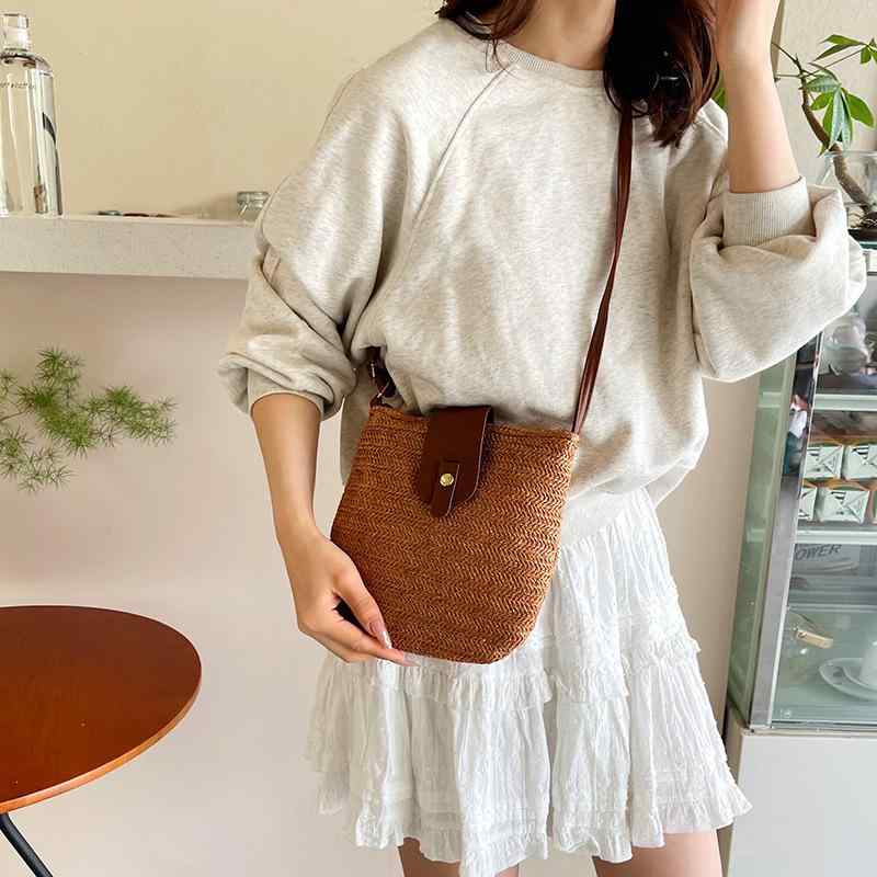かごバッグ レディース ショルダーバッグ ストローバッグ 編み込み 斜めがけ 鞄 ファッション トレンド カジュアル 旅行 ビーチ 春夏