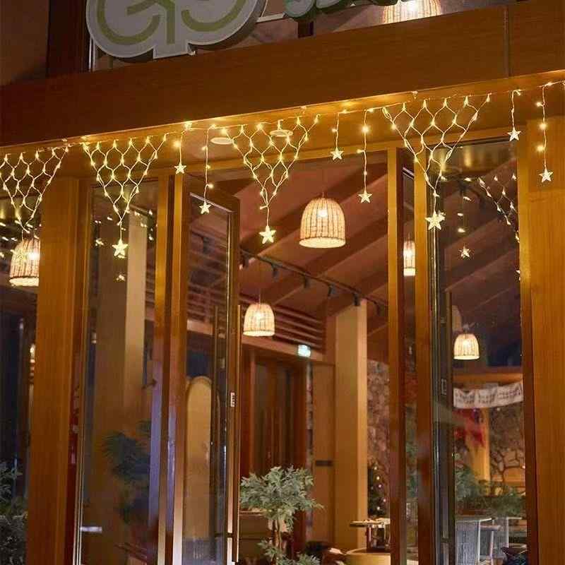 ガーデンライト LED イルミネーションライト 漁網型 カーテンライト 三角形 暖色 カラフル 防水 庭 窓