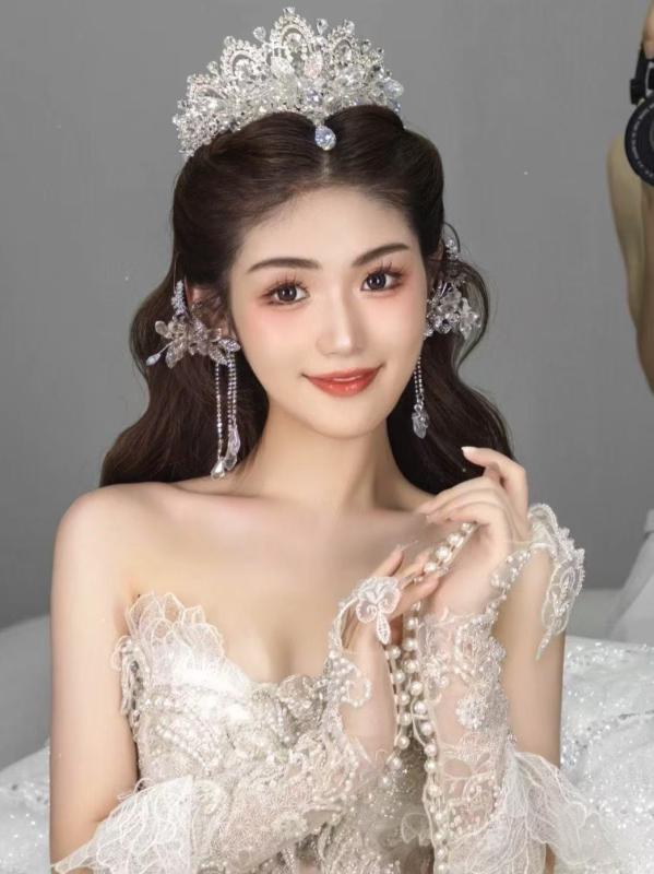 ウェディング ティアラ 結婚式 ブライダル 髪飾り クラウン ヘッドドレス 水晶 ジルコニア バロック風 電気メッキ加工 花嫁 パーティー コスプレ ヘアアクセサリー