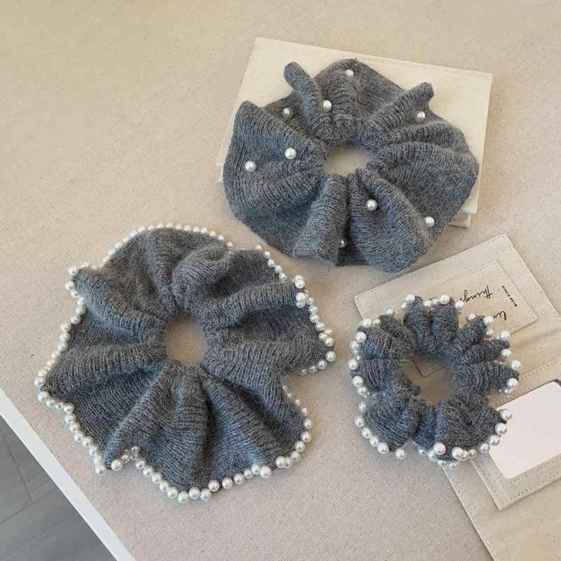 ヘアアクセサリー レディース 秋冬 ニット ヘアゴム シュシュ パール かわいい おしゃれ 高見え ファッション雑貨 ヘアアレンジ