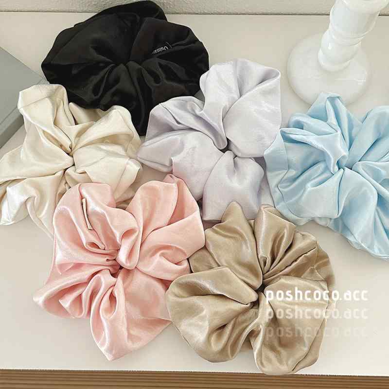 ヘアアクセサリー レディース ヘアゴム シュシュ 大判 ビッグシュシュ サテン 光沢 艶感 無地 プレーン シンプル エレガント 上品 きれいめ 布製 髪留め ...