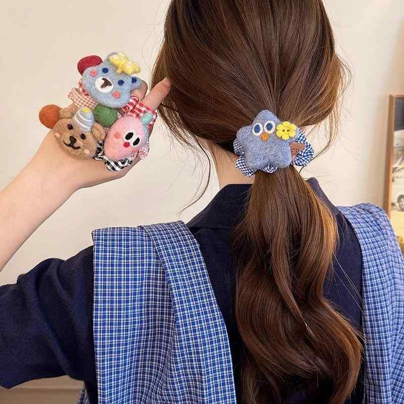 ヘアゴム レディース かわいい うさぎ くま キツネ 格子柄 秋冬 ヘアアクセサリー 赤 黒 青 ピンク系 羊毛フェルト 高弾力 ヘアアレンジ まとめ髪(x2)