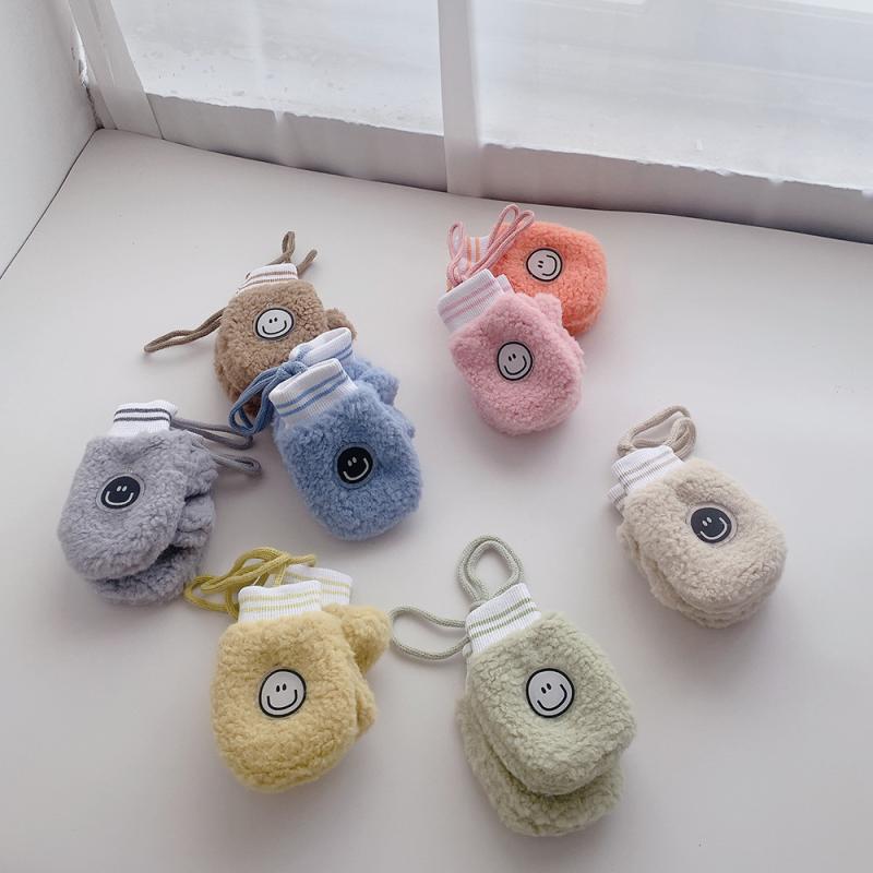 手袋 子供用 秋冬 防寒 グローブ ベビー キッズ あったか 厚手 ミトン かわいい 紐付き 5歳以下