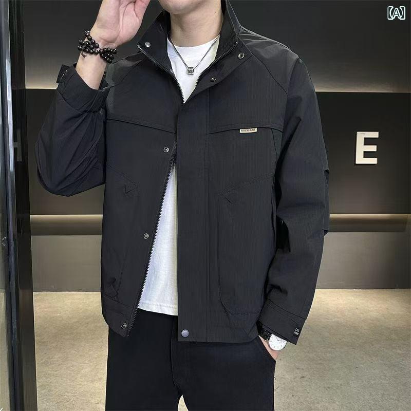 ジャケット 男性用 ブルゾン スタンドカラー スリムフィット ポリエステル 無地 ブラック系 ミルクホワ..