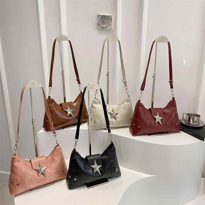 バッグ レディース ショルダーバッグ ハンドバッグ 高級感 パンクスタイル バイク 運転 通勤 横型 ブラ..