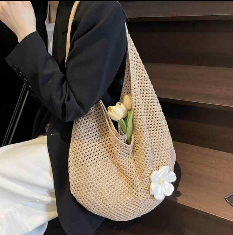 かごバッグ レディース 大容量 ショルダーバッグ 草編み 網み 透かし編み 高級感 海辺 ビーチ サマー ..