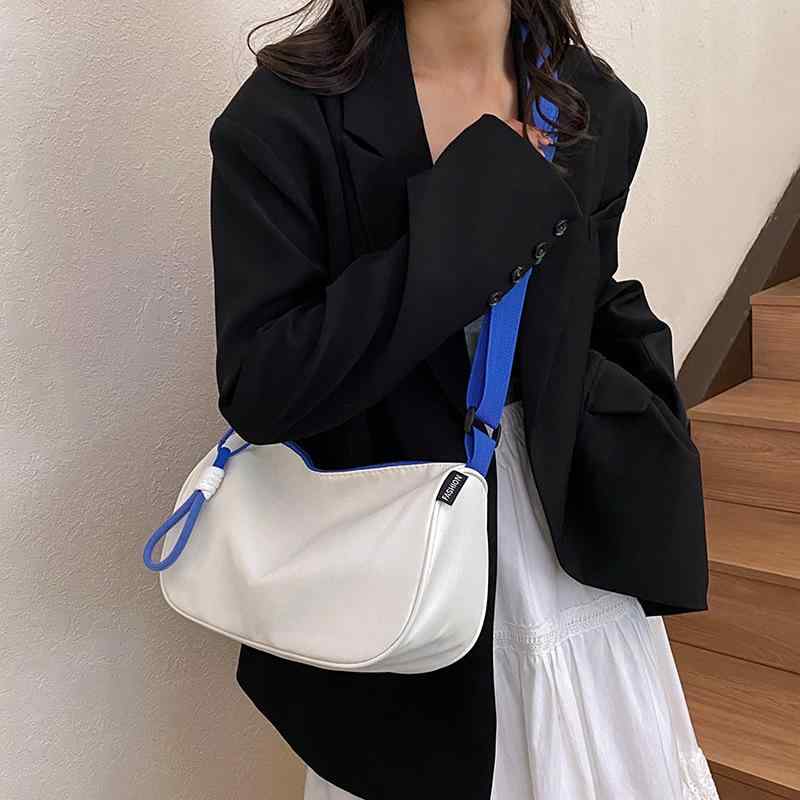 バッグ レディース 尼ロン 帆布 鞄 大容量 ショルダーバッグ 斜めがけ 白 黒 青 普段使い