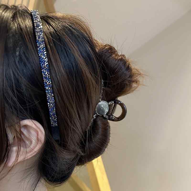 ヘアバンド レディース 韓国風 高見え ジルコニア ヘアアクセサリー ファッション小物 ヘアアレンジ 髪..