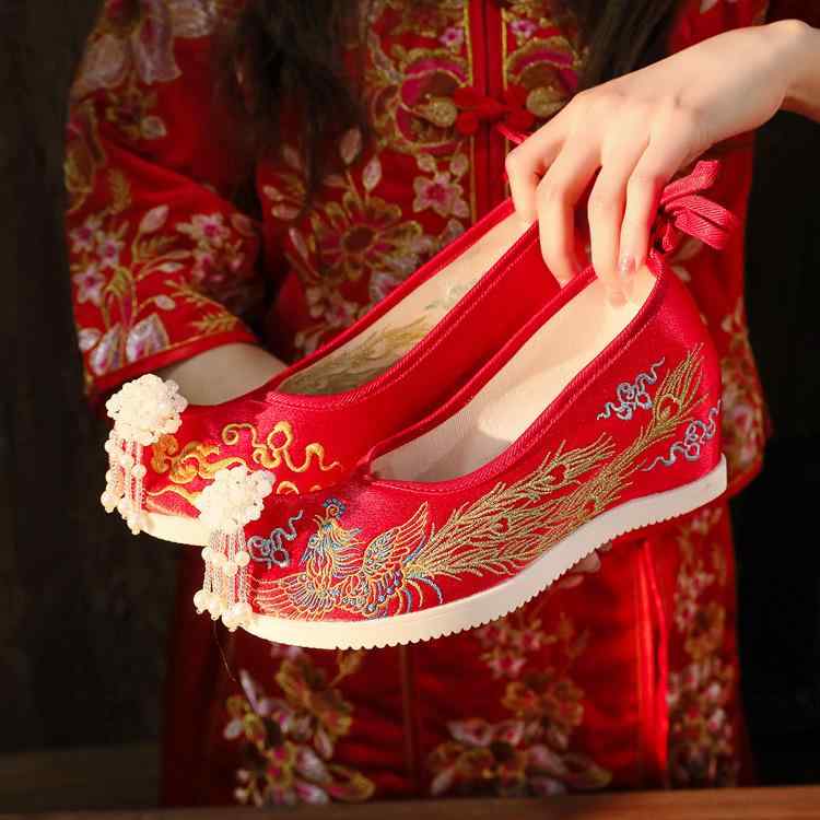 ウェディングシューズ レディース 花嫁 結婚式 シューズ interpret 秀禾服 漢服 刺繍 チャイナドレス ..