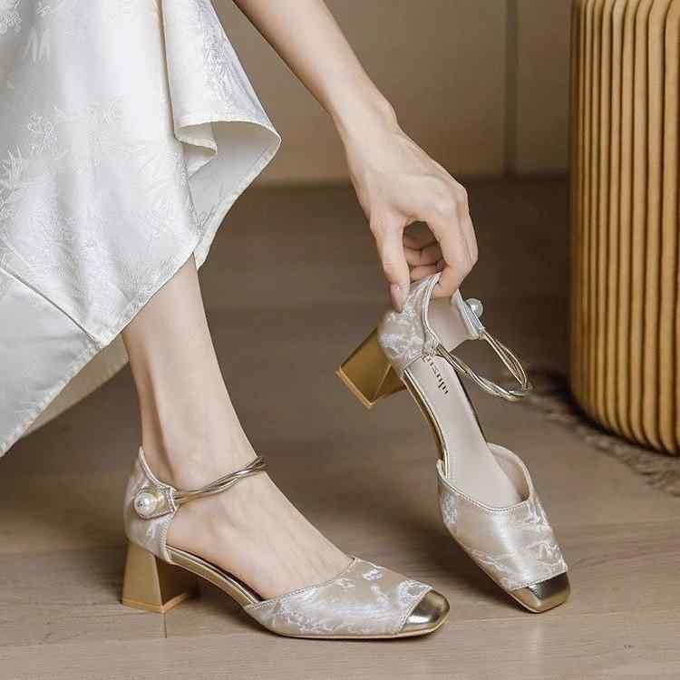 パンプス レディース マリージェーン スクエアトゥ チャンキーヒール バックストラップ 結婚式 パーテ..