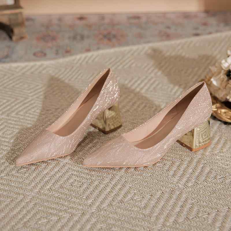 パンプス レディース グリッター スパンコール ポインテッドトゥ ミドルヒール 太ヒール ラメ 結婚式 ..