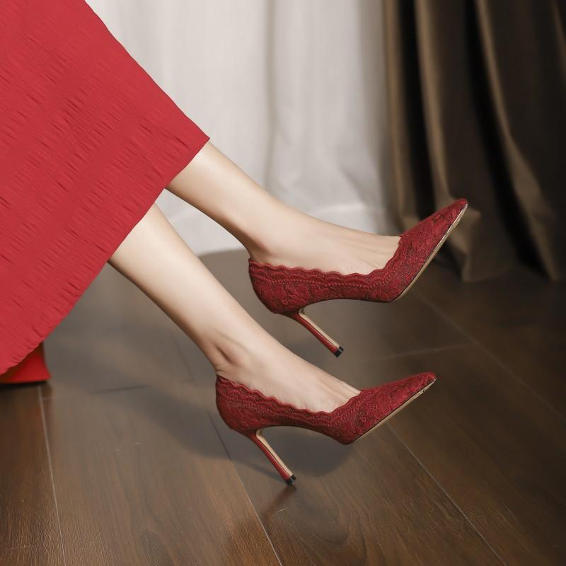 高跟パンプス レディース ウェディングシューズ レース メッシュ ポインテッドトゥ ピンヒール 赤 白 ..