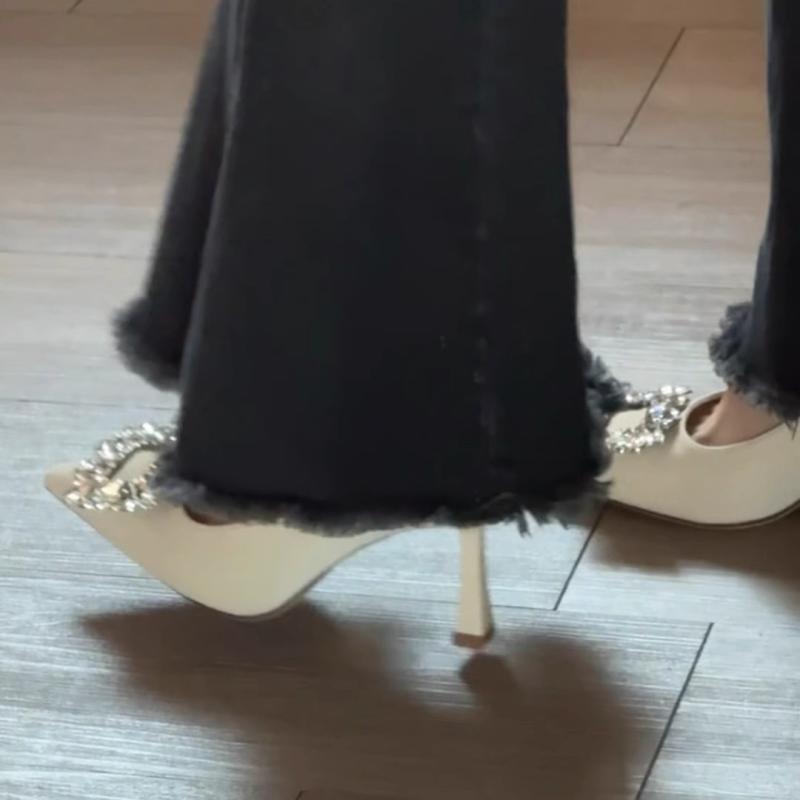 高跟パンプス レディース ブライダルシューズ ポインテッドトゥ ピンヒール ラインストーン スクエアバ..