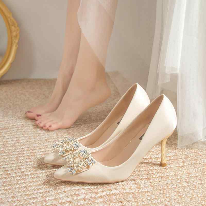ウェディングシューズ レディース パンプス シルク サテン シャンパンゴールド ポインテッドトゥ ピン..