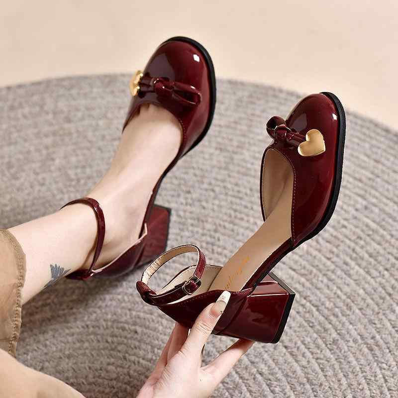 靴 レディース メリージェーン 米白 黒 赤色 ローヒール 丸頭 チャンキーヒール レトロ風 PUレザー 合..