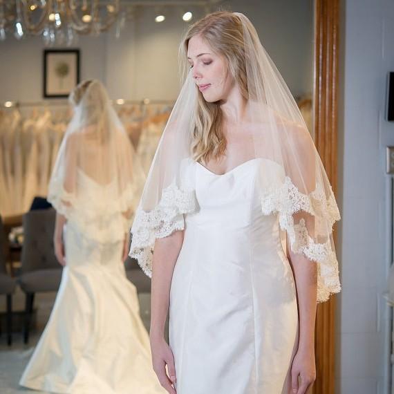 ベール レディース ウェディング ブライダル レース 刺繍 花嫁 ミドル丈 ショール 白色 アイボリー 結..