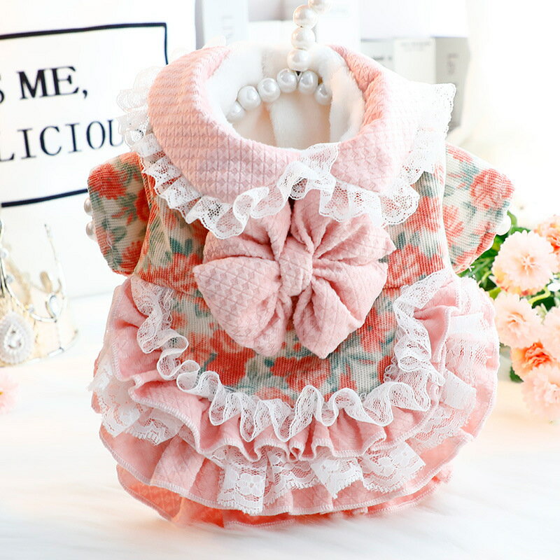 【よりどり2着で300円OFF・3着で500円OFFクーポンあり】ドッグウェア 犬服 ペット服 ペットウェア ワンピース コート アウター ドレス リボン 防寒着 ドレス 冬 冬用 可愛い おしゃれ お散歩 暖かい 防寒 中綿入り モコモコ 温かい ピンク 猫 犬の服 豪華 綺麗 高級 おしゃれのサムネイル