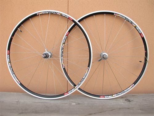 Stan's NOTUBES ~ SHIMANO DURA-ACE [h`[uXzC[ OZbgy[hzygz