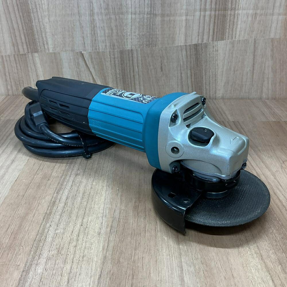 【中古】マキタ/makita ディスクグラインダ 100mm GA4031【204】