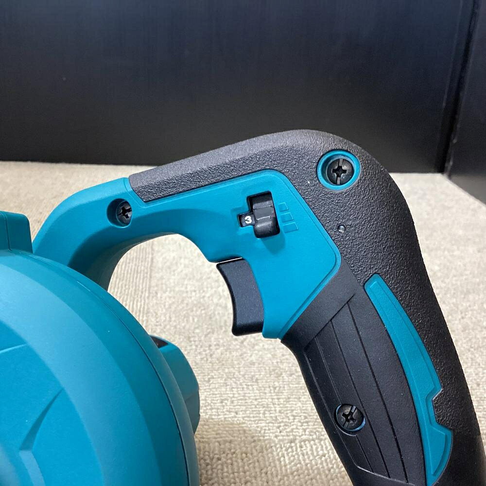 TOOLBOX楽天市場店の【中古】【未使用】makita/マキタ 18V充電式ブロワ(純正バッテリ1個+充電器セット)※商品説明必読 UB185DZ【203】｜アングル3