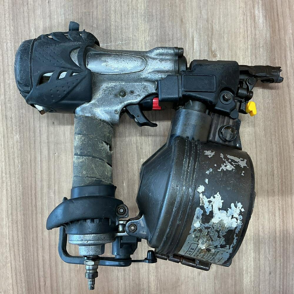 【中古】【ジャンク品】日立工機 高圧釘打機 65mm NV65HMC※商品説明要確認【204】