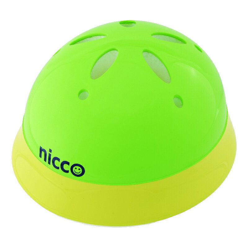 nicco(ニコ)　ベビーヘルメットL　Lサイズ KH002L SGマーク認定商品　日本製 サイズ：47〜52cm　重量320g 材質： 外側：ハードシェル（ABS樹脂＝超高耐衝撃性グレード） 内側（ポリエチレン・ポリスチレン＝複合発泡ライナー） ・ワンタッチバックル採用 ・ベルトが外側にあることで髪の毛などの絡み防止 ・後頭部にサイズ調節ダイヤル ・後頭部のロゴマークは反射塗料ステッカー 外側のハードシェルは鋭利なものからの衝撃に耐えます。 内部は発泡スチールより優れた複合発泡体ライナーで衝撃吸収性が高いのが魅力です。 サイズ調節クッションは取り外して洗えるから、いつでも清潔。 ヘルメットは、外側が大切に思えますが、より大切なのは実は内側のクッションです。 お子さまの柔らかい頭を守るのは内側なんです。 商品オールラインナップ Le Chic （ルシック） Baby L　参考年齢：1歳〜年少　サイズ：約47〜52cm 重量：320g BEAT.le （ビートル） Kids　参考年齢：年少〜年長　サイズ：約49〜54cm　重量：420g Kids L　参考年齢：年長〜小学生（全学年）　サイズ：約52〜56cm　重量：450g nicco （ニコ） Baby　参考年齢：1歳〜年少前　サイズ：約46〜50cm　重量：310g Baby L　参考年齢：1歳〜年少　サイズ：約47〜52cm　重量：320g Kids　参考年齢：年少〜年長　サイズ：約49〜54cm　重量：420gBaby　参考年齢：1歳〜年少前　サイズ：約46〜50cm　重量：310g KH002PK ピンク KH002OR オレンジ KH002YG イエローグリーン KH002LBL ライトブルー Baby L　参考年齢：1歳〜年少　サイズ：約47〜52cm　重量：320g KH002LPK ピンク KH002LOR オレンジ KH002LYG イエローグリーン KH002LLBL ライトブルー Kids　参考年齢：年少〜年長　サイズ：約49〜54cm　重量：420g KH001PK ピンク KH001BL スカイブルー KH001NRD ニコレッド KH001BPK ブルーピンク