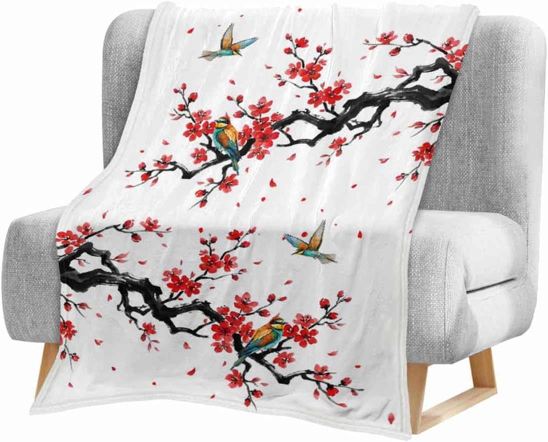 商品情報サイズ・重量75×100cm：約345g100×125cm：約525g125×150cm：約725g150×200cm：約1085g素材ポリエステル100％生地フランネル（毛玉ができにくい）シーズンオールシーズン用途ひざ掛け・お昼寝・冷房対策・防寒洗濯洗濯機洗い可生産国日本春らしい 花 鳥 中国画風 ホワイト プレゼント 子供 友達 母の日 父の日 夫婦 カップル ブランケット 毛布 ギフト ひざ掛け 贈り物 ふわふわ キャンプ 昼寝 ソファ あったか 洗える 冷房対策 柔らか 75×100cm　100×125cm　125×150cm　150×200cm ブランケット 毛布 ギフト ひざ掛け 父 母 祖母 祖父 安心 ぬくもり 大切な人への贈り物 5