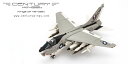 商品型番001646 発売日2023年6月下旬 メーカーCentury Wings スケール1/72 素材亜鉛ダイキャスト スタンド付属 機種名チャンスボート（LTV） A-7 コルセアII モデルサイズ全長: 約19.4cm全幅: 約16.4cm 実機サイズ全長: 14m全幅: 11.8m 組織名アメリカ海軍 第12攻撃飛行隊機体番号AG406/#157581 詳細1945年5月にF6F/F4U装備で創設のVA-12は、ベトナム戦争末期の1971年にA-4スカイホークからA-7に機種変更。1980年のイランアメリカ大使館人質事件ではインド洋に派遣されました。