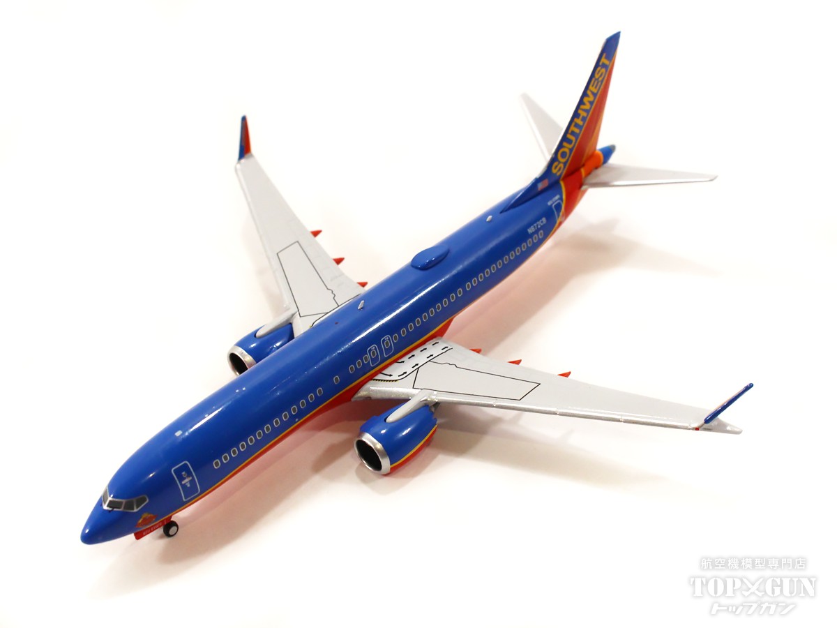 737 MAX 8 サウスウエスト航空 特別塗装「キャニオンブルー復刻レトロ」 2022年 N872CB 1/400 2023年5月7日掲載 NG Models 飛行機/模型/完成品 NG88002