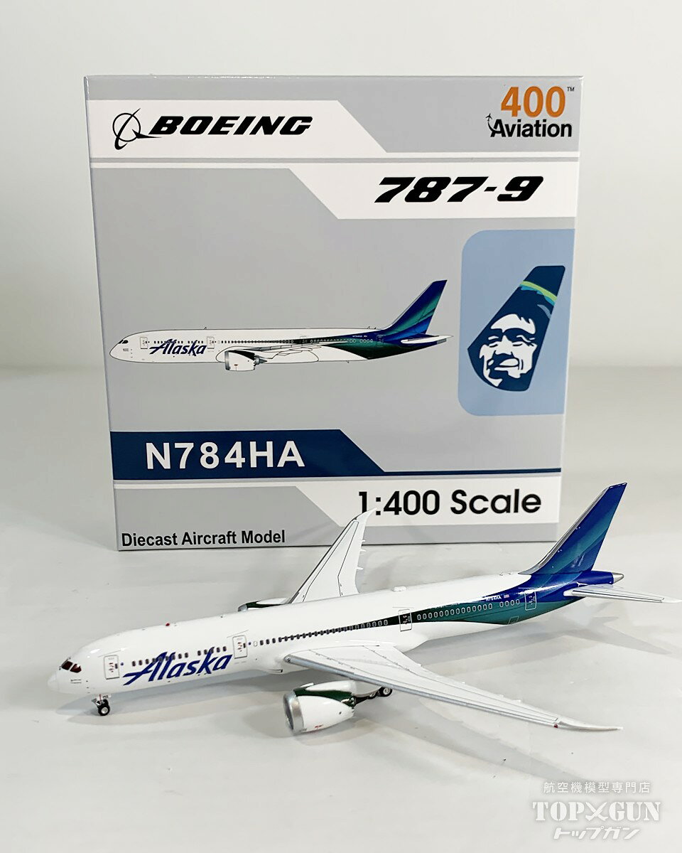 商品型番 AV4398 発売日 2026年8月25日 メーカー Aviation 400 スケール 1/400 素材 亜鉛ダイキャスト スタンド 付属しません 機種名 ボーイング B787-9 モデルサイズ 全長: 約15.7cm全幅: 約15cm 実機サイズ 全長: 62.8m全幅: 60.1m 組織名 アラスカ航空 機体番号 N784HA 詳細(一部AIが表現しています) アラスカ航空は米国西海岸を中心に運航する大手航空会社で、2024年にハワイアン航空を傘下に収めました。このN784HAは元々ハワイアン航空の787-9で、統合により機体がアラスカ航空塗装に変更されたと考えられます。同社は羽田、成田、関西、新千歳、那覇など日本各地へ就航しており、特にシアトル-日本路線では787-9を主力機材として使用しています。西海岸からの日本路線で重要な役割を果たしている航空会社です。