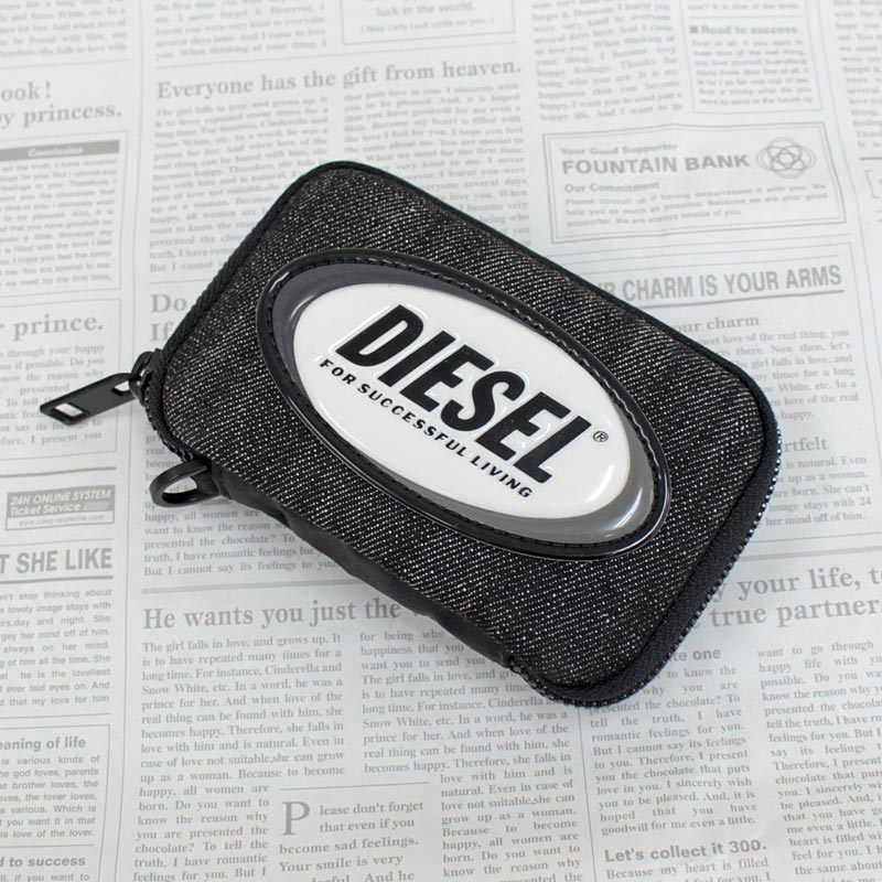 送料無料 DIESEL ディーゼル ウォレット ラウンドファスナー 2つ折り 財布 ロゴワッペン 迷彩 カモフラ グレーZIPPY HIRESH S メンズ レディース ユニセックス プレゼント ギフト トップイズム ネコポス