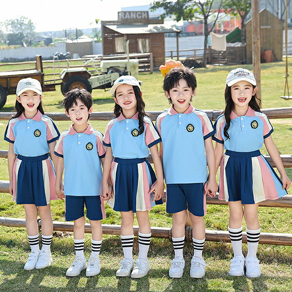 【送料無料】小学生の制服セット 2024新作幼稚園の夏服 スポーツウェア 夏用半袖子供クラスウェア 学院風 2点セット 快適なゆったりしたスポーツウェア