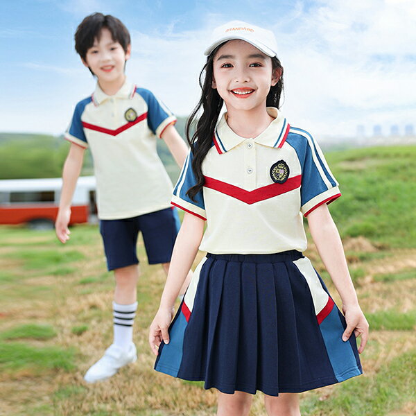 【送料無料】小学生の制服セット 2024新作幼稚園の夏服 スポーツウェア 夏用半袖子供クラスウェア 学院風 2点セット 快適なゆったりしたスポーツウェア