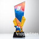 水晶 トロフィー 賞杯 記念品 表彰 感謝 名誉 楯 彫刻 デザイン 透明感 高級感 カスタマイズ 名入れ オーダーメイド 特注
