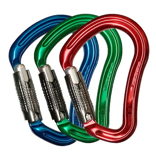 大きな開口部が特徴的なHMS型ロッキングカラビナの3枚セット。強度は30kNを誇り汎用性に優れています。サイズ：83×122mm（1個）重量：105g（1個）ゲートオープン：23mm強度：30kNゲートオープン強度：9kNロックセーフ SK...